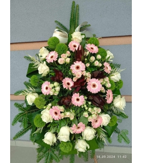 Wieniec z kwiatów żywych nr P038